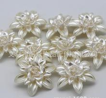 巧手匠心，藝境花葉 工藝品中的自然美學